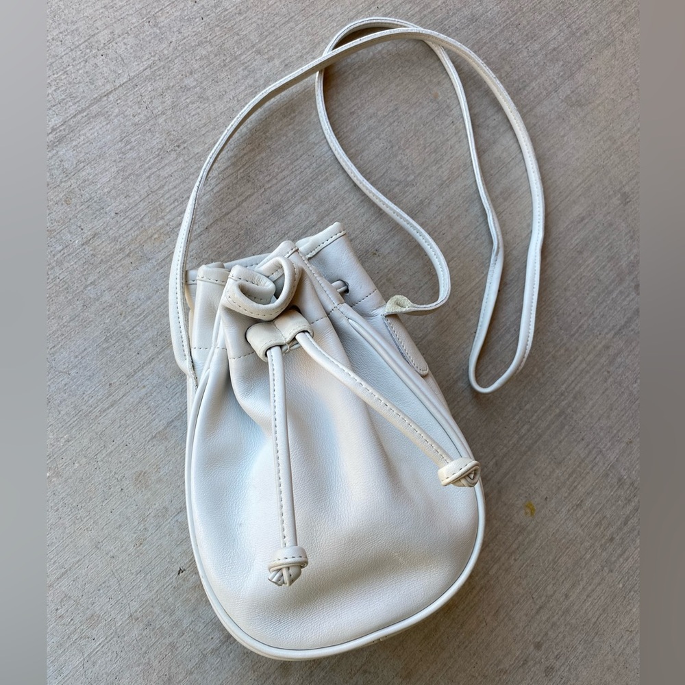 Rare vintage Coach Marble drawstring mini sling bag, bone ivory white